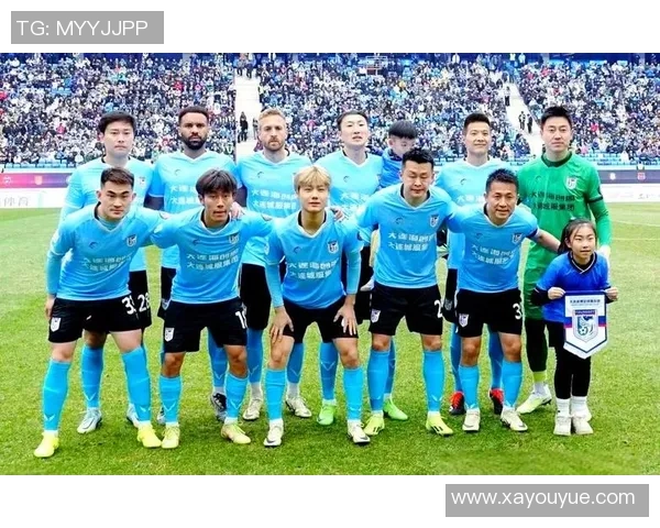 辽宁大连足球明星的崛起与荣耀背后的故事与成就分析